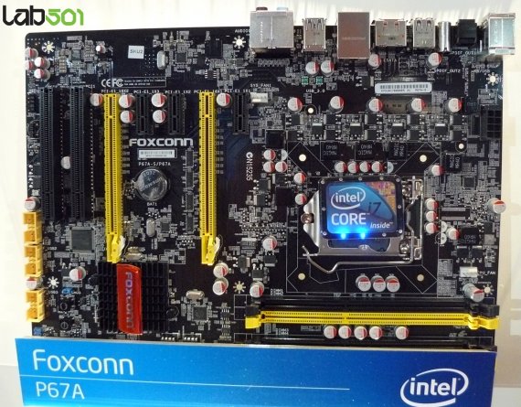 Computex 2010 - stánek Intelu: Foxconn P67A