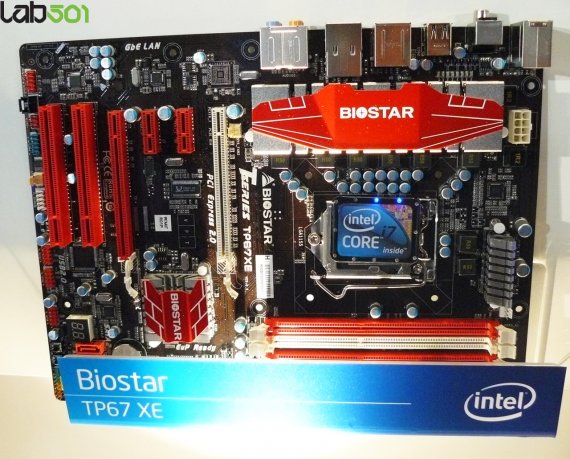 Computex 2010 - stánek Intelu: Biostar TP67XE