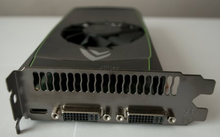 GeForce GTS 450: referenční, záslepka