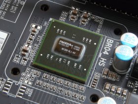 Gigabyte GA-P67A-UD7: nForce 200