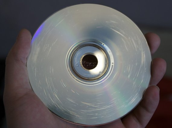 MSI GT780DX, poškrábaný CD-DA