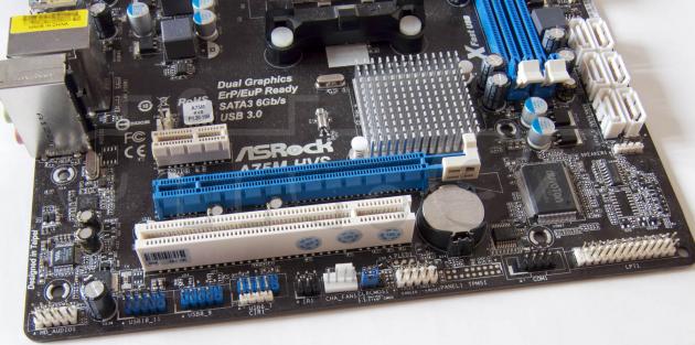 ASRock A75M-HVS - IO headery, PCI a PCI Express sloty
