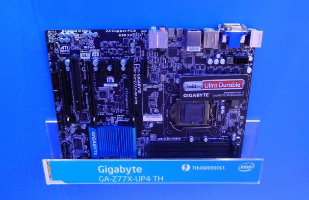 Gigabyte GA-Z77X-UP4 TH