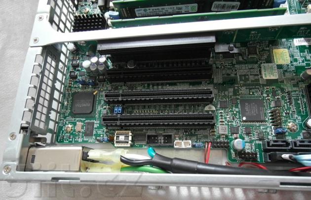 Supermicro SYS-8017R-TF+ - PCIe slot