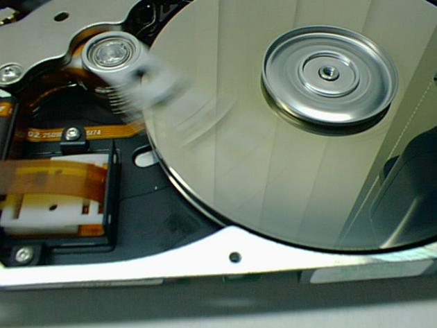 „Oprava vadného HDD“ - RAW footage - Obrázek 21
