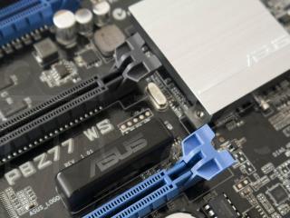 ASUS P8Z77 WS - detail