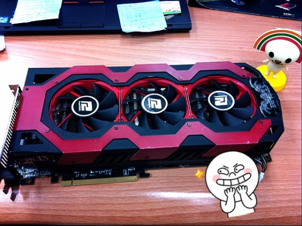 PowerColor Radeon HD 7970 X2 Devil 13 01