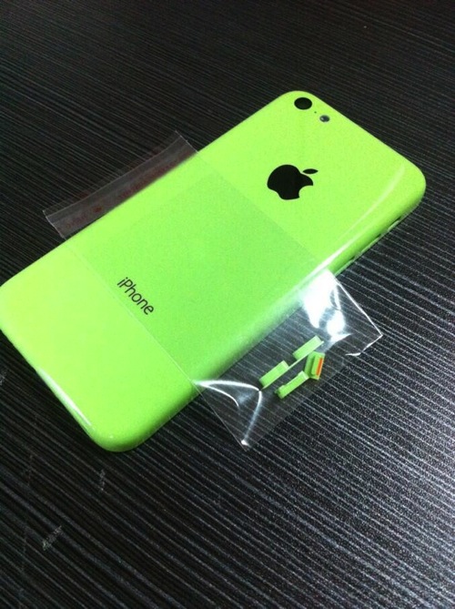 iPhone plastic 04