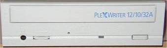 Plextor PX-W1210A - přední panel