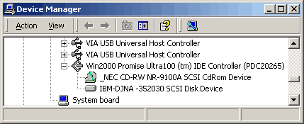 NEC NR-9100A je na Promise řadiči vidět jako SCSI CD mechanika