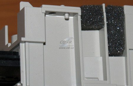 Pioneer DVR-216 - prachovky