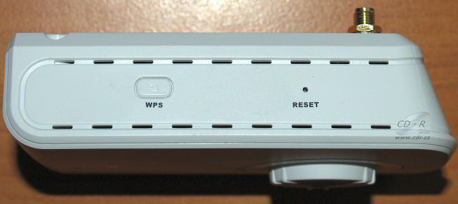 D-Link DCS-1130 - tlačítka WPS a reset