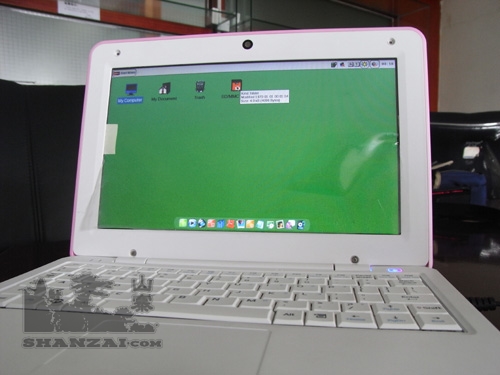 Yeelong notebook s procesorem Loongson a Chrome OS