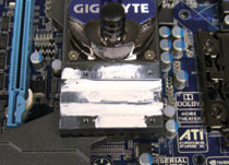 Gigabyte GA-X58-UD9 - Montáž Hybrid Silent-Pipe modulu - 1