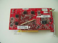 ATI Radeon X800 zezadu