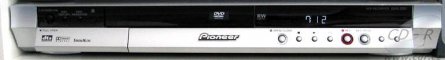 Pioneer DVR-220 - přední panel