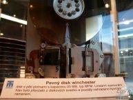 Pevný disk s kapacitou 20 MB