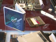 Datové médium SyQuest s kapacitou 270 MB - prakticky výměnná plo