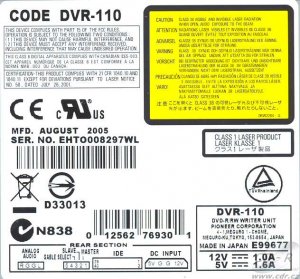 Pioneer DVR-110 - výrobní štítek