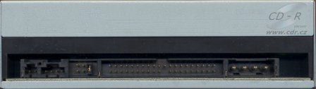 Plextor PX-750A - zadní panel