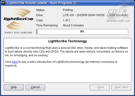 Průběh tisku na LightScribe médium