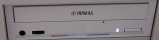 Yamaha F1 - LED modrá
