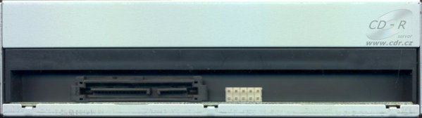 Pioneer DVR-215 - zadní panel