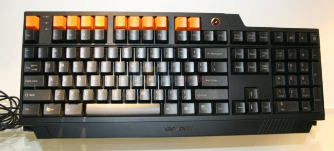 Gigabyte GK-K8000