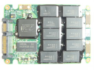 Kingston SNM125-S2/80GB - řadič a cache