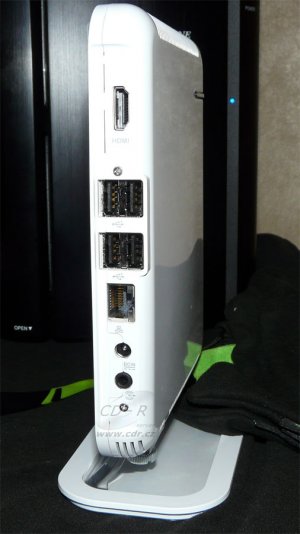 Prestigio ION PC - zadní konektory