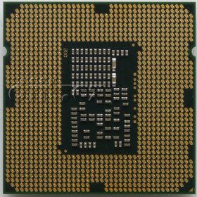 Intel Core i5 661 ze strany pinů