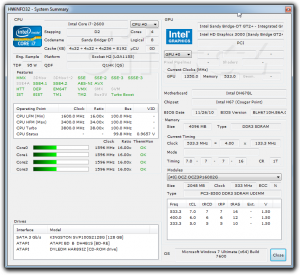 HWiNFO32 - Intel Core i7 2600K, CPU v klidu, grafika v zátěži (1,35 GHz)