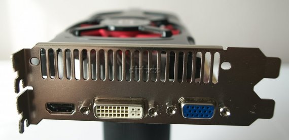 Gainward GeForce GTX 550 Ti Golden Sample: záslepka