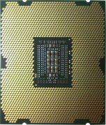 Procesor Intel „Sandy Bridge-EP“ pro socket LGA2011 - kontakty (zdroj: http://cgi.ebay.com/Intel-i7-8-core-ES-Q19D-Sandy-Bridge-2011-No-990x-2600k-/220776569384)