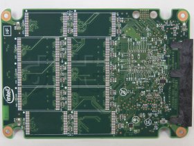 Intel SSD 311 Larson Creek 20GB - druhá strana PCB („prázdná“)