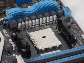 ASUS F1A75-V PRO: Socket FM1 a uchycení chladiče