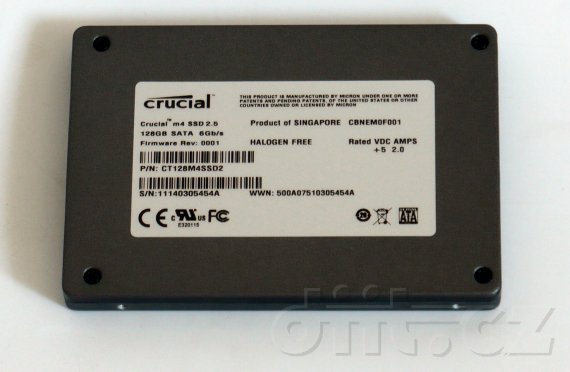 Crucial M4 SSD 128GB - výrobní štítek