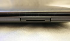 Acer Aspire S3 - slot pro SD kartu