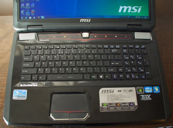 MSI GT780DX, klávesnice