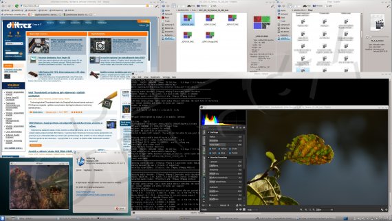 Kubuntu 11.10 amd64 (rekonq, photivo, mplayer2)