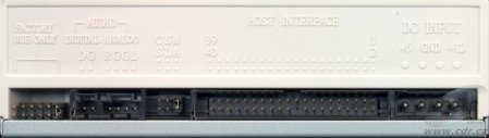 MSI DR8-A zadní panel