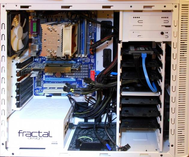 Fractal Design Newton R3 1000W White - Obrázek 1