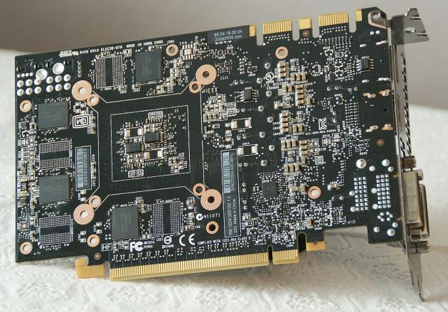 GeForce GTX 670: PCB