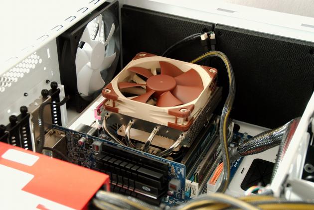 Noctua NH-L12: v case