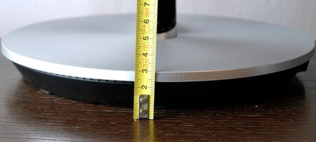 Samsung SB970, výška stojanu