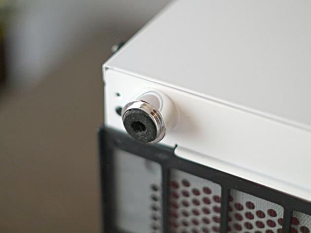 Fractal Design Define R3 USB 3.0 Arctic White - nožička