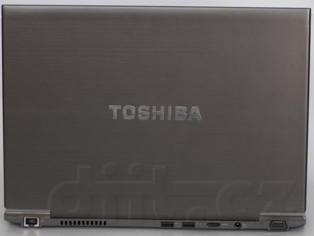 Toshiba Portégé Z830 - zadní strana