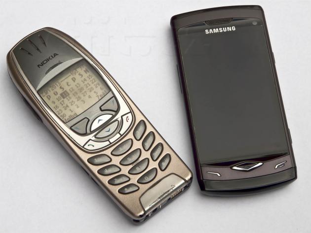 Nokia 6310i a Samsung Wave S8500