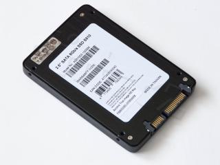 ADATA S510 120GB - spodní strana s výrobním štítkem