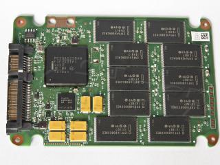 Intel SSD 320 Series 120GB - PCB strana 2
